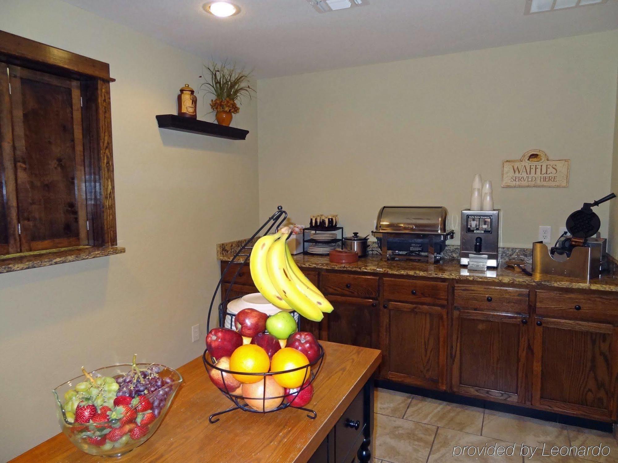 Best Western George West Executive Inn Restaurant photo